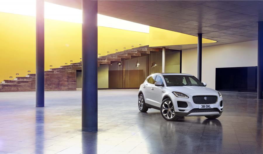  Jaguar E-Pace 2017 года  (WW) (фото 60 из 67)